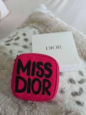 Dior Miss Dior Pink and Black Parfume Pouch With 4 Spray Samples